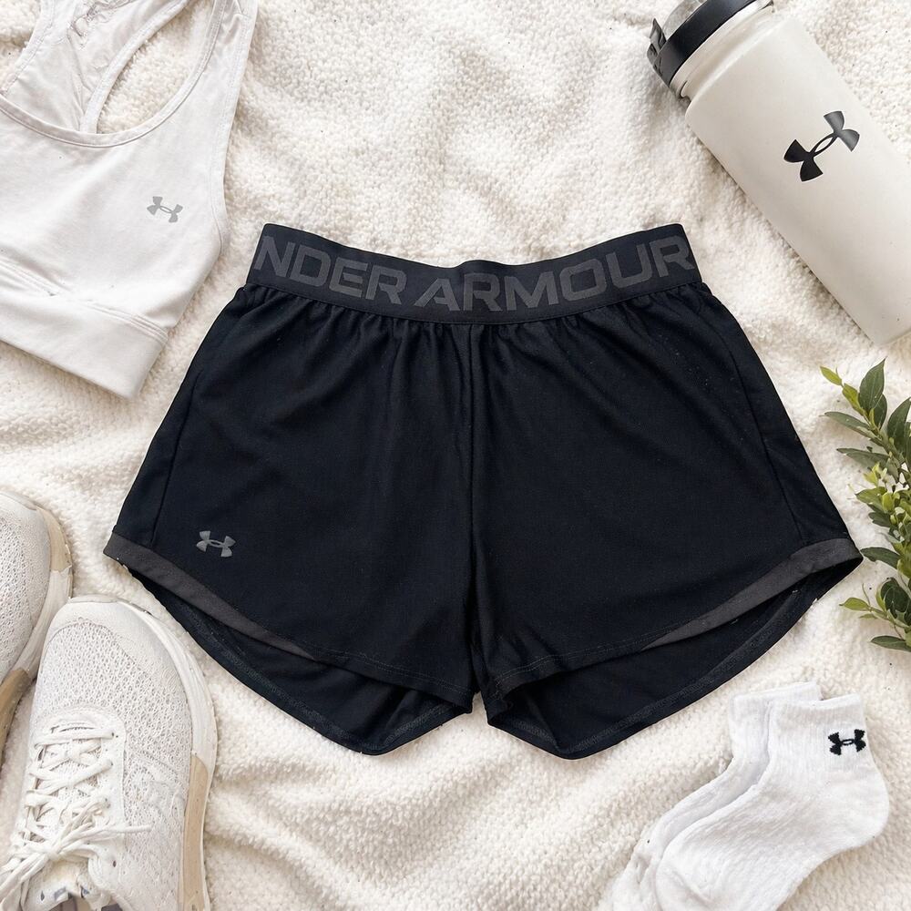Under Armour Running Shorts Womens Medium Black Athletic Loose Fit Gym